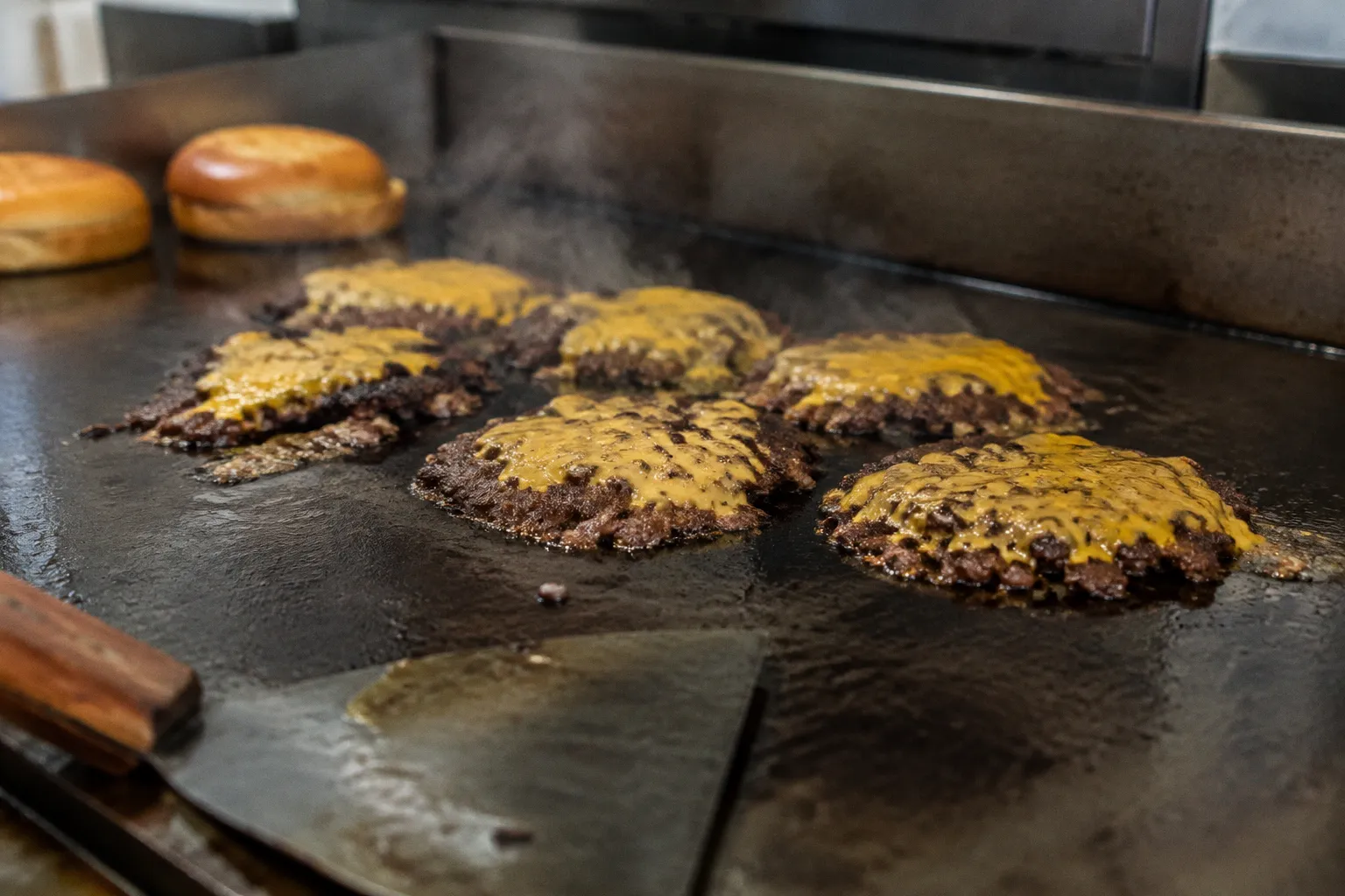 Burger-Guide für Essen: Die 18 besten Adressen von Smashburger bis Gourmet-Patty